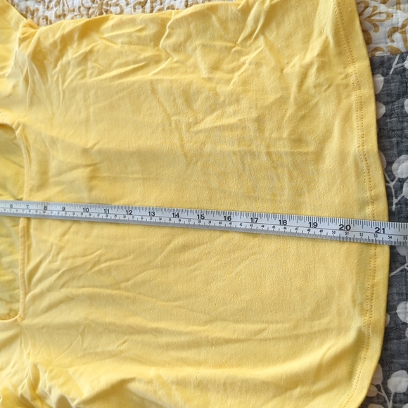 ModCloth T-shirt - Picture 5 of 5